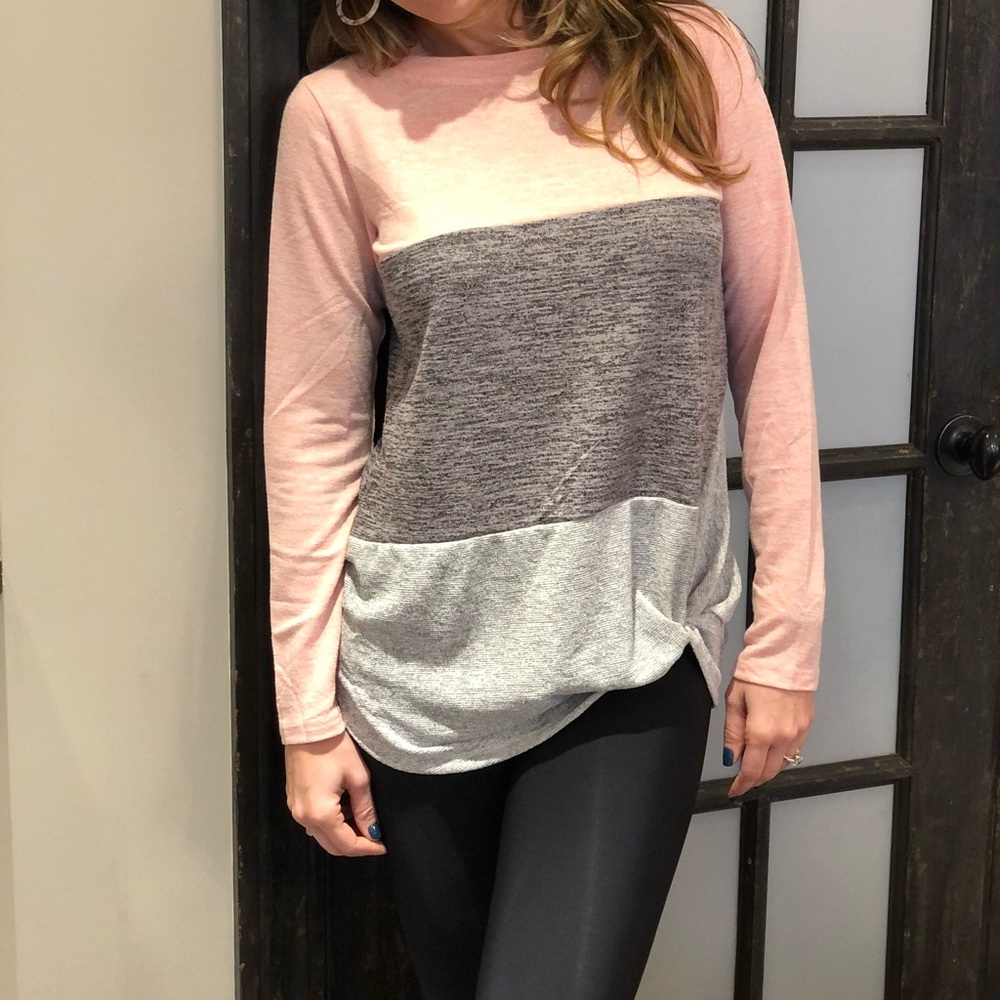 Knot color block top pink and gray